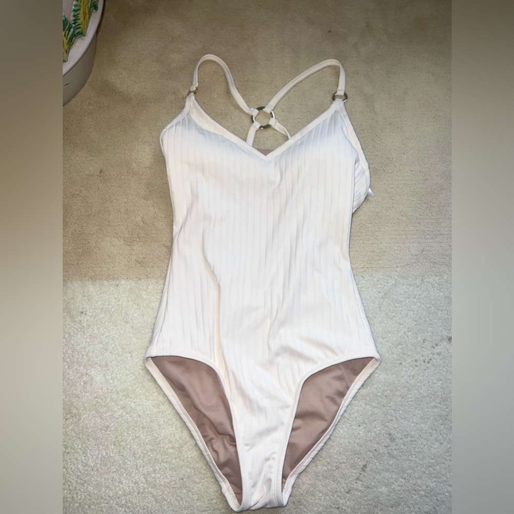 One piece bathing suit 🩱
